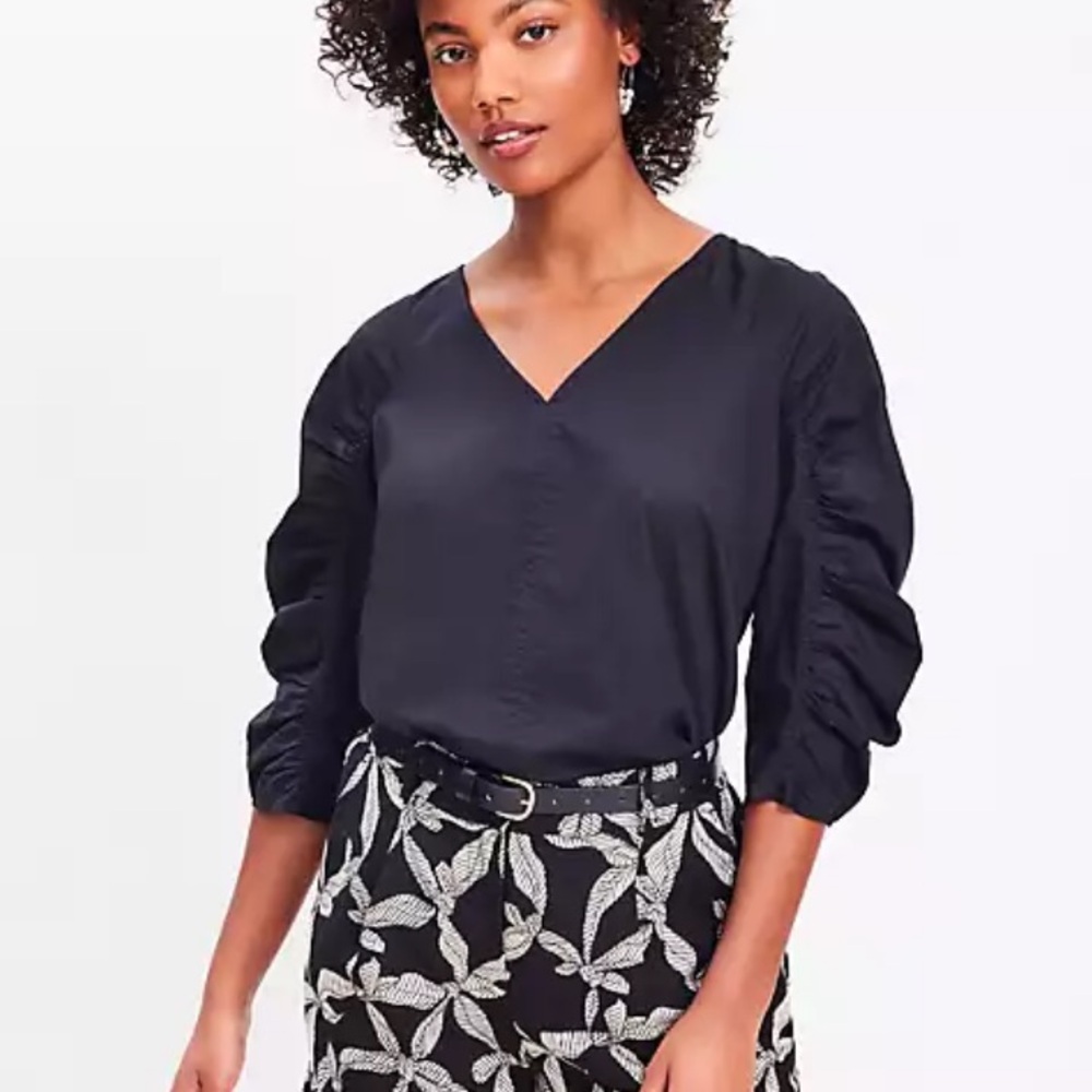 LOFT COTTON V NECK PULLOVER TOP (253)